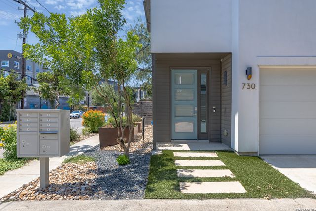 730 E Josephine St, San Antonio, TX 78208