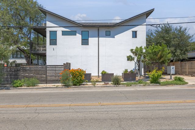 730 E Josephine St, San Antonio, TX 78208