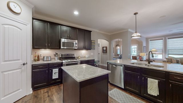 3101 Oxford Dr, Mount Juliet, TN 37122