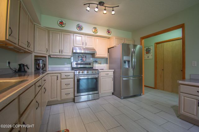 2675 Watergate Way, Kenai, AK 99611