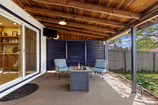1157 Kingston Street, Aurora, CO 80010
