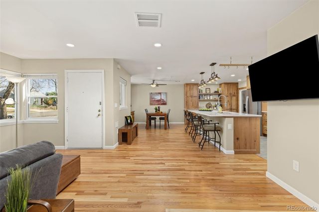 1157 Kingston Street, Aurora, CO 80010