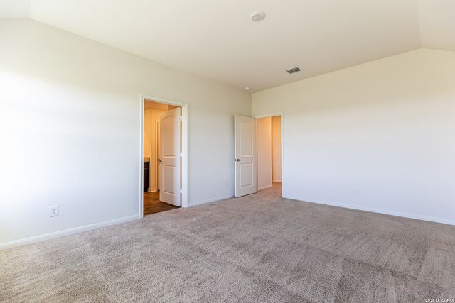 11038 eyelet, Converse, TX 78109