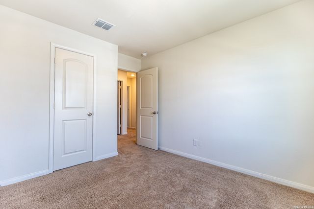 11038 eyelet, Converse, TX 78109