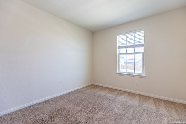 11038 eyelet, Converse, TX 78109