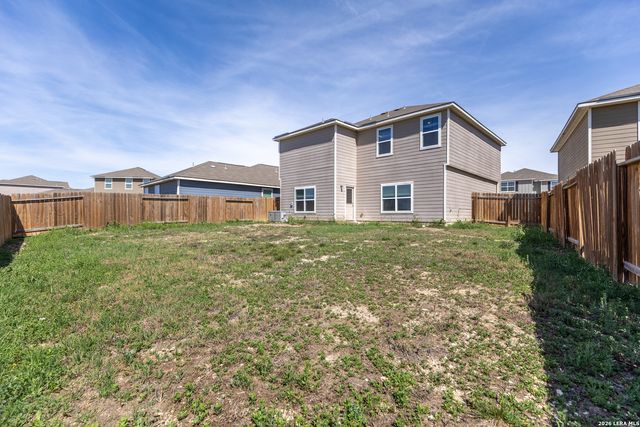 11038 eyelet, Converse, TX 78109