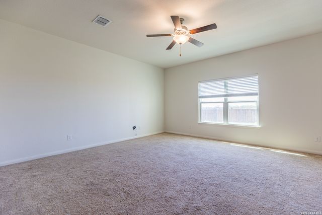 11038 eyelet, Converse, TX 78109