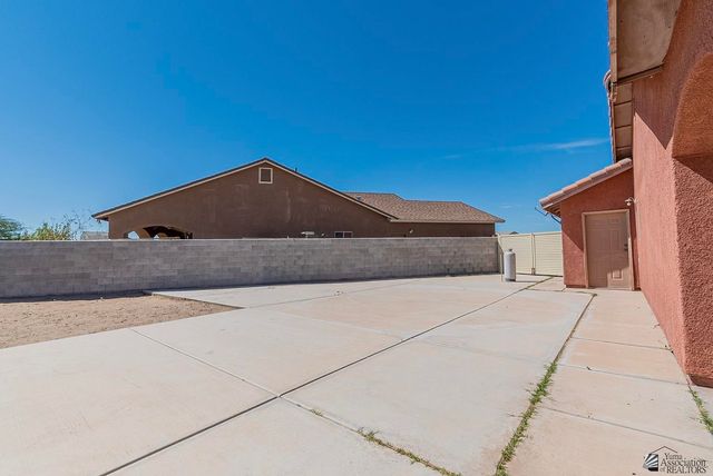 383 N Bernal Dr, San Luis, AZ 85336