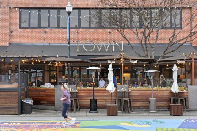 145 Devonshire Boulevard, San Carlos, CA 94070