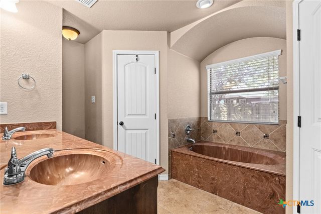 707 Brooklyn Kay Drive, Killeen, TX 76542