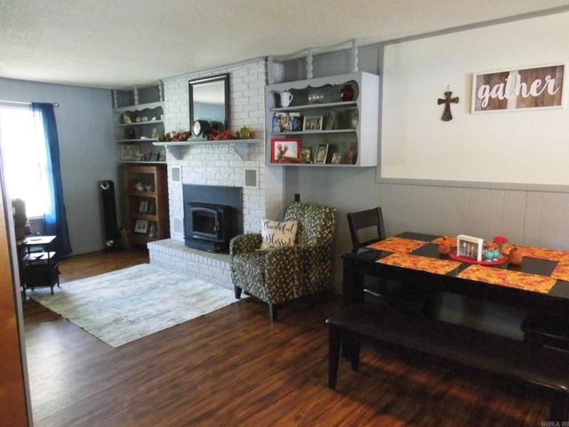 1300 W Woodson Lateral Road, Hensley, AR 72065