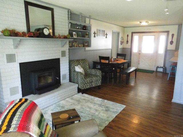 1300 W Woodson Lateral Road, Hensley, AR 72065
