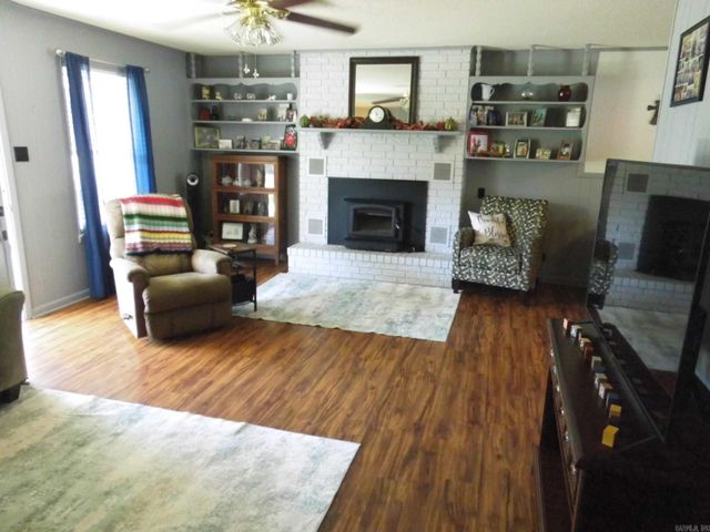 1300 W Woodson Lateral Road, Hensley, AR 72065