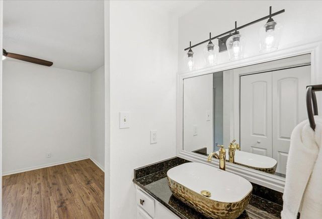 4902 Duval RD R2, Austin, TX 78727