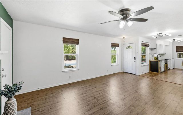 4902 Duval RD R2, Austin, TX 78727