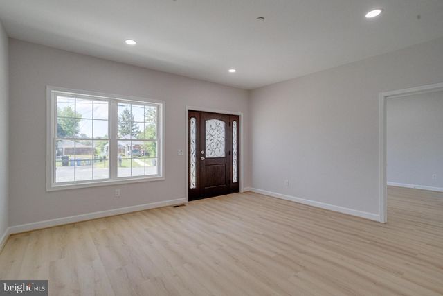 7547 BATTLE GROVE CIR, Dundalk, MD 21222