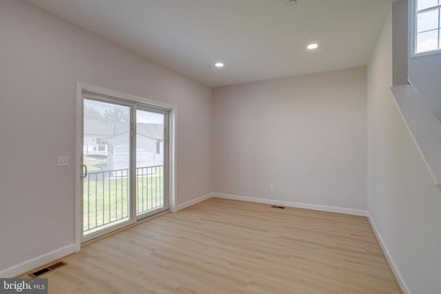7547 BATTLE GROVE CIR, Dundalk, MD 21222