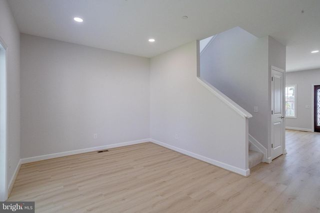 7547 BATTLE GROVE CIR, Dundalk, MD 21222