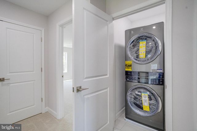 7547 BATTLE GROVE CIR, Dundalk, MD 21222