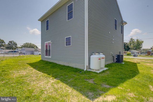 7547 BATTLE GROVE CIR, Dundalk, MD 21222