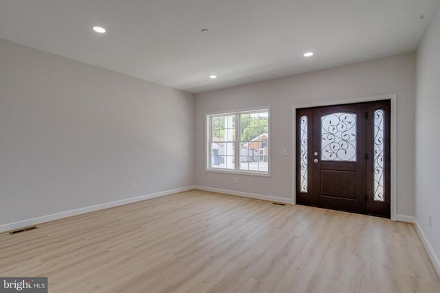 7547 BATTLE GROVE CIR, Dundalk, MD 21222