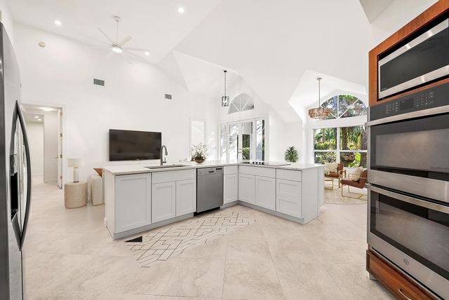 9149 SE Mystic Cove Terrace, Hobe Sound, FL 33455