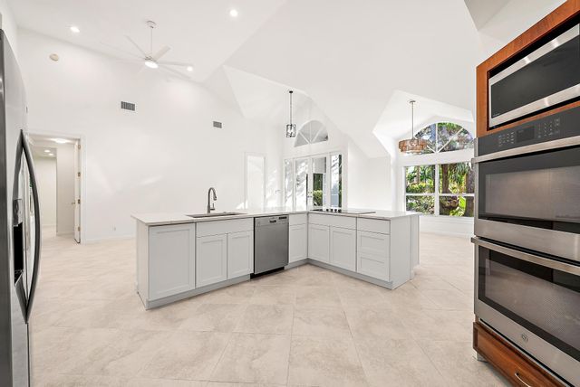 9149 SE Mystic Cove Terrace, Hobe Sound, FL 33455