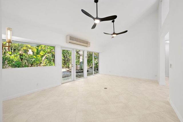 9149 SE Mystic Cove Terrace, Hobe Sound, FL 33455