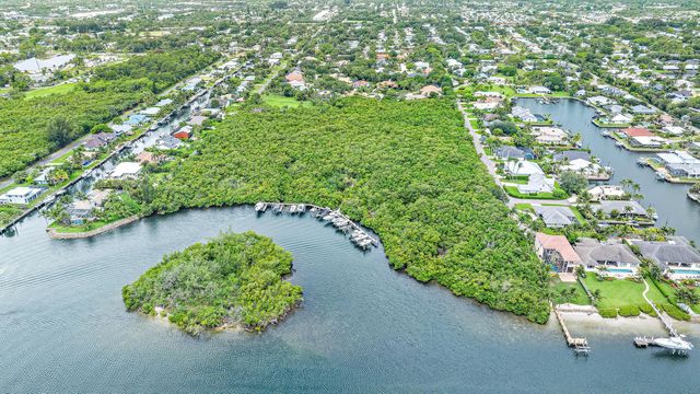 9149 SE Mystic Cove Terrace, Hobe Sound, FL 33455