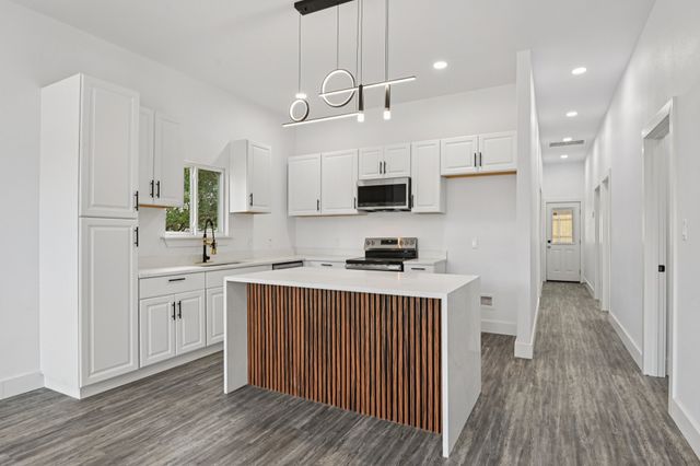 3604 Durango Trail, Granbury, TX 76048