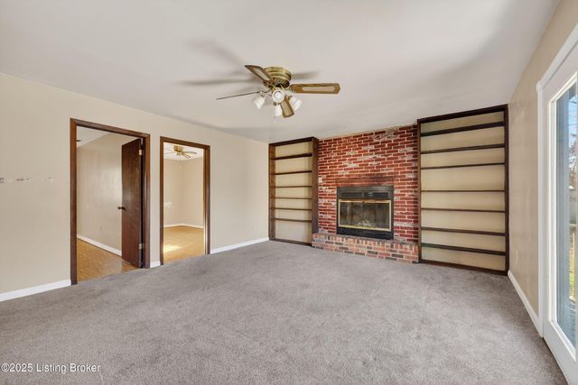 2306 Edgin Ct, Louisville, KY 40216