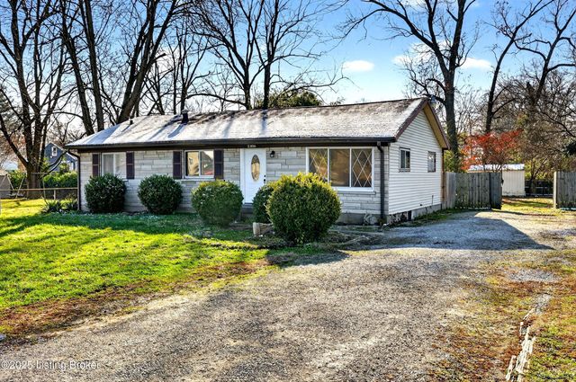 2306 Edgin Ct, Louisville, KY 40216