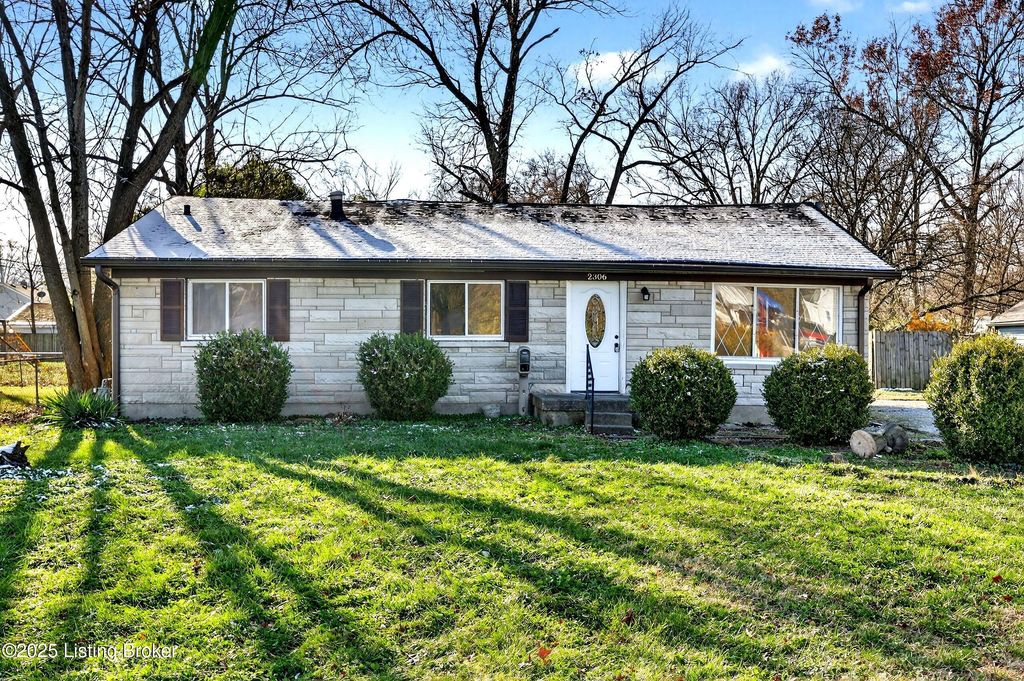 2306 Edgin Ct, Louisville, KY 40216