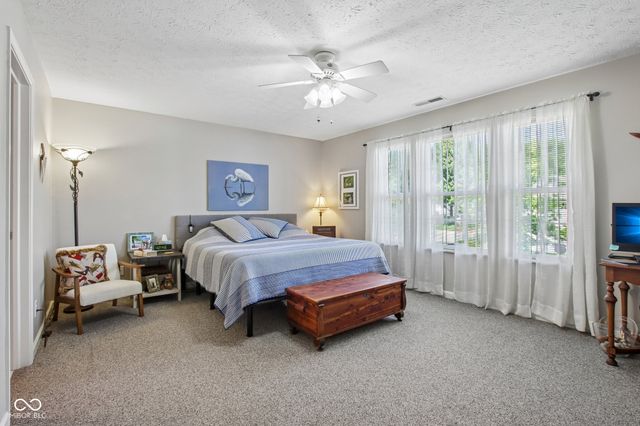 17825 Grassy Knoll Drive, Westfield, IN 46074