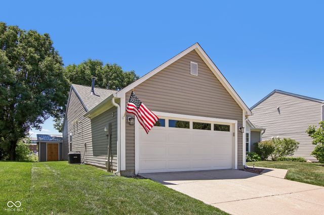 17825 Grassy Knoll Drive, Westfield, IN 46074