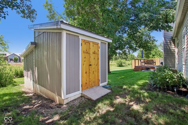 17825 Grassy Knoll Drive, Westfield, IN 46074