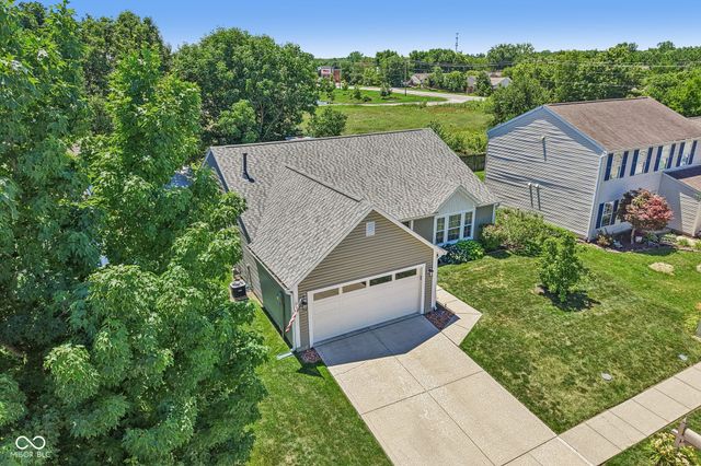 17825 Grassy Knoll Drive, Westfield, IN 46074