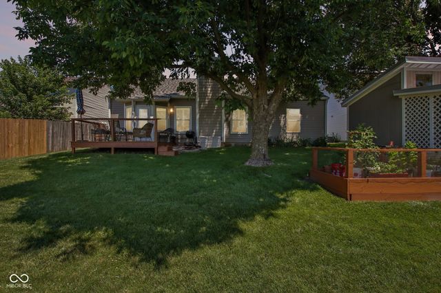 17825 Grassy Knoll Drive, Westfield, IN 46074