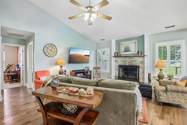 17825 Grassy Knoll Drive, Westfield, IN 46074