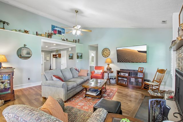 17825 Grassy Knoll Drive, Westfield, IN 46074