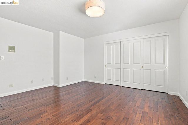 6163 Girvin Dr, Oakland, CA 94611