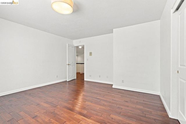 6163 Girvin Dr, Oakland, CA 94611
