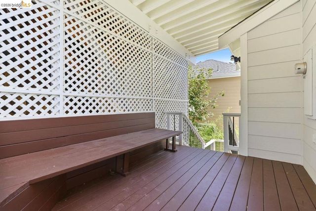 6163 Girvin Dr, Oakland, CA 94611