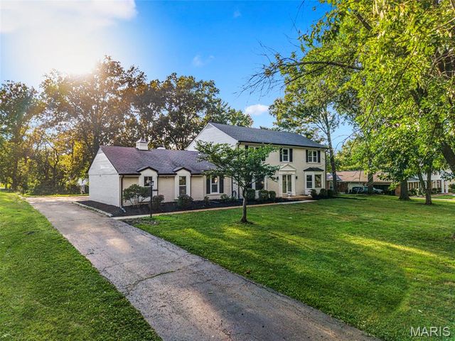 2251 Whitby Road, Chesterfield, MO 63017