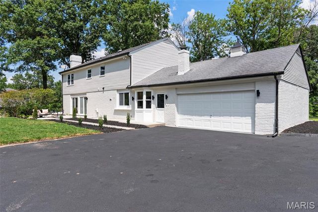 2251 Whitby Road, Chesterfield, MO 63017