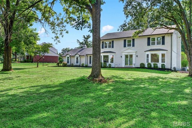 2251 Whitby Road, Chesterfield, MO 63017
