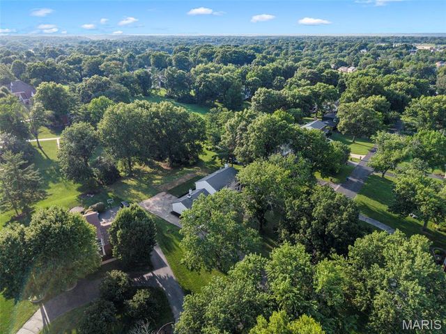 2251 Whitby Road, Chesterfield, MO 63017