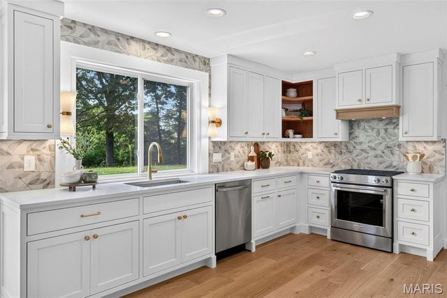 2251 Whitby Road, Chesterfield, MO 63017