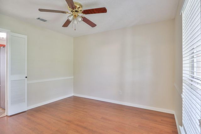 15222 Kelbrook Drive, Houston, TX 77062