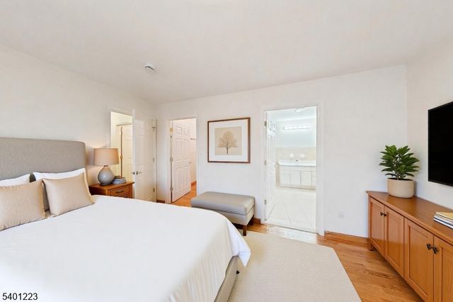 46 Bayliss St, North Arlington Boro, NJ 07031